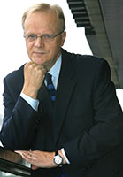 Lauri Ihalainen, SAK:n puheenjohtaja arvioi, ett paikallinen sopiminen edellytt luottamusta. Foto: TUULIKKI HOLOPAINEN