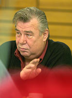 P��luottamusmies Pekka Kokkonen: ihmettelen toisenkin kerran t�m�n alan ja oman konsernin nykyisi� tempauksia. Foto: TUULIKKI HOLOPAINEN