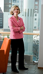 Tuire Santamäki-Vuori, JHL:n puheenjohtaja, SAK:n valtuuston puheenjohtaja. Foto: HELI SAARELA