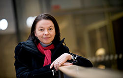 Johanna Suurp��t� huolestuttaa toisen polven maahanmuuttajien syrj�ytyminen. Foto: HELI SAARELA