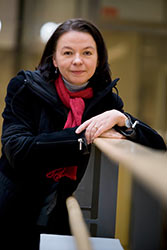 Johanna Suurp��t� huolestuttaa toisen polven maahanmuuttajien syrj�ytyminen. Foto: HELI SAARELA