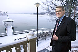 En halua asettaa numeraalista tavoitetta tyllisyydelle, se riippuu niin paljon suhdanteista. Tystyllisyys on tavoite, sanoo pministeri, Keskustan puheenjohtaja Matti Vanhanen. Foto: TUULIKKI HOLOPAINEN
