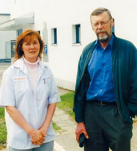 Naureskelu tasa-arvoasioista on loppunut, toteavat StoraEnson varats-valt. Birgitta Hoffrén ja henkilöstöpäällikkö Jouko Lehtola. Foto: AINO PIETARINEN