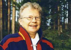 Laiti valittaa, ett nykyn on paremminkin liian valoisaa. Foto: KIRSI-KLAUDIA KANGAS
