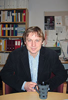 Joakim Palme on pannut merkille, ett retoriikka ja toiminta eivt aina kulje ksi kdess.. Foto: HANS JERN