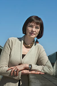 Aikaa ei ole yhtn hukattavaksi. Toimenpiteet tiedetn, niit on nyt ryhdyttv toteuttamaan, Anne Brunila sanoo viitaten Esko Ahon tyryhmn esityksiin metsteollisuuden kannattavuuden parantamiseksi. Foto: TUULIKKI HOLOPAINEN