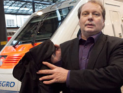 SAK:n aluejohtajilta Heikki Moilanen toivoo jalkautumista aktiivien pariin ja tiivist yhteistyt alueen paikallisjrjestjen kanssa. Kuva: Tuulikki Holopainen